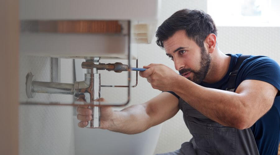 Expert burst pipe repair services in Watertown, SD